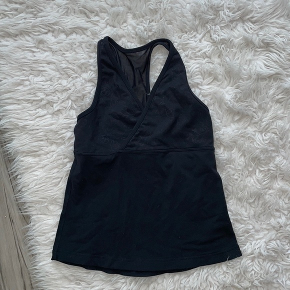Lululemon tank size 2 - Picture 1 of 9